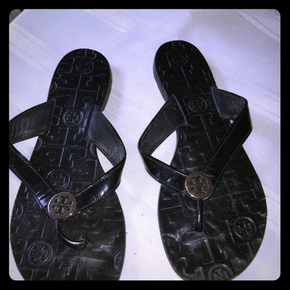 *PRE LOVED* (#2)Tory Burch Black Leather Flip Flop
